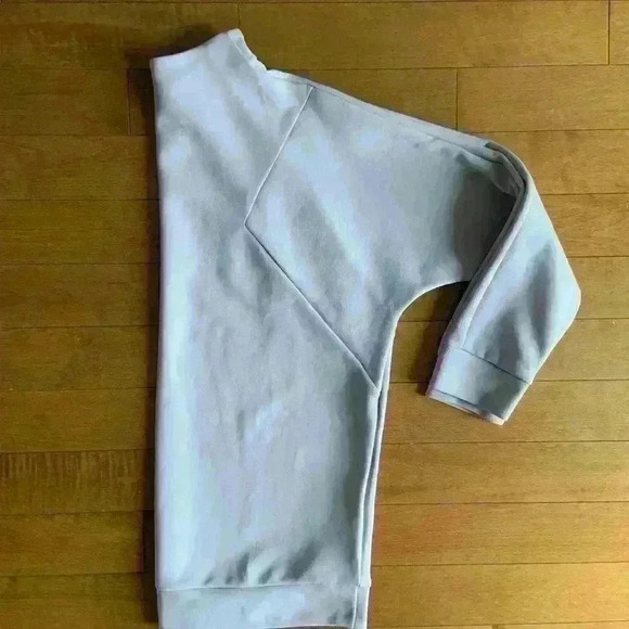 Reebok | Essentials oversized training sweatshirt size  large - Picture 7 of 9